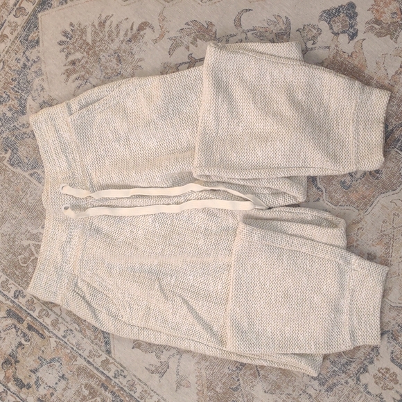 Aerie offline matching set - Picture 5 of 9